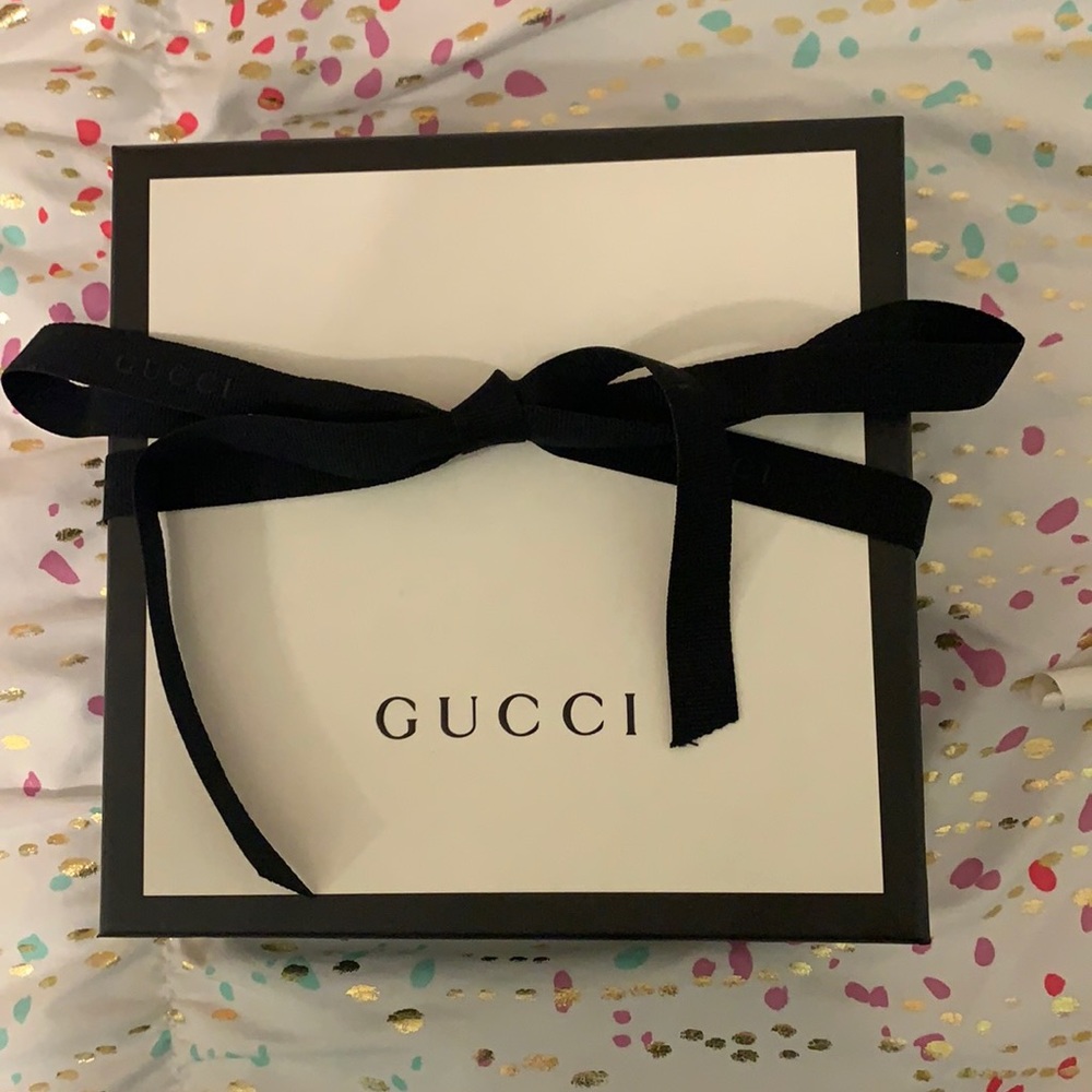 Gucci belt box & ribbon 🎀